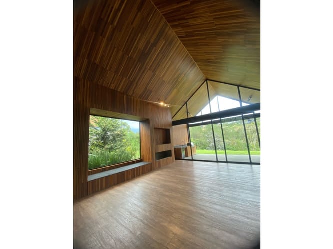 Casa de 3 alcobas en arriendo en El Retiro, 340 m² · foto 13 de 15