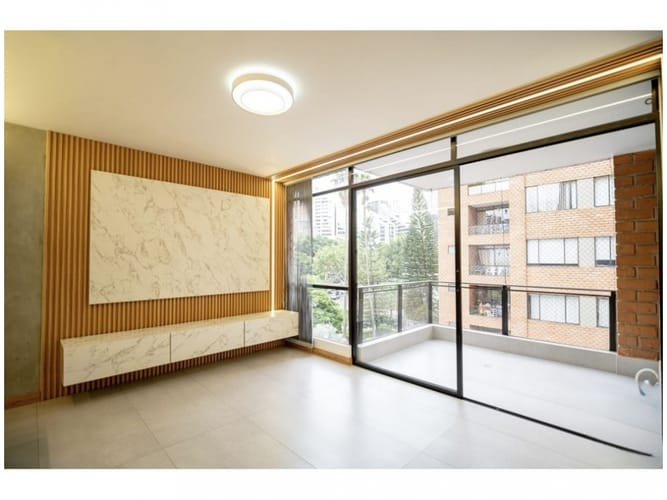Apartamento de 3 alcobas en venta en La Aguacatala, Medellín, 110 m² · foto 6 de 19
