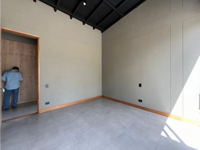 Casa de 3 alcobas en arriendo en Rionegro, 230 m² · foto 6 de 14