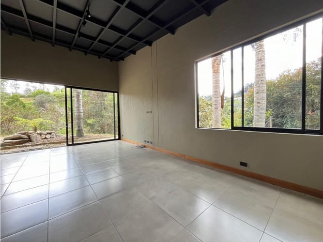 Casa de 3 alcobas en arriendo en Rionegro, 230 m² · foto 9 de 14