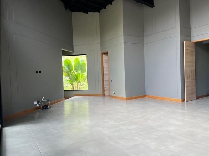 Casa de 3 alcobas en arriendo en Rionegro, 230 m² · foto 10 de 14