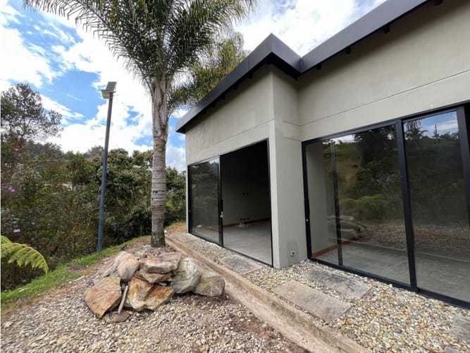 Casa de 3 alcobas en arriendo en Rionegro, 230 m² · foto 12 de 14
