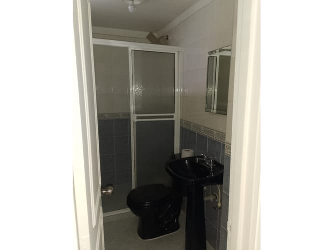 Apartamento de 3 alcobas en venta en Los Angeles, Medellín, 74 m² · foto 8 de 8