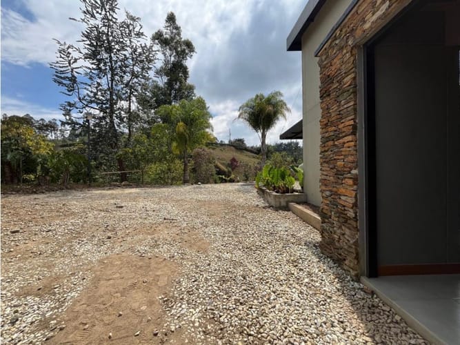 Casa de 3 alcobas en arriendo en Rionegro, 230 m² · foto 14 de 14