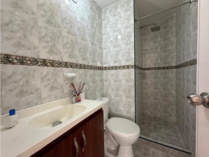 Apartamento de 3 alcobas en venta en San Rafael, Bogotá, 68 m² · foto 4 de 24