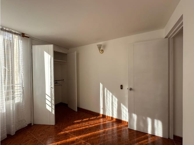 Apartamento de 3 alcobas en venta en San Rafael, Bogotá, 68 m² · foto 10 de 24