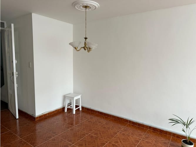 Apartamento de 3 alcobas en venta en San Rafael, Bogotá, 68 m² · foto 16 de 24