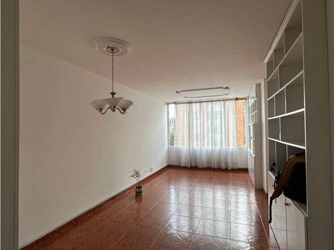Apartamento de 3 alcobas en venta en San Rafael, Bogotá, 68 m² · foto 17 de 24