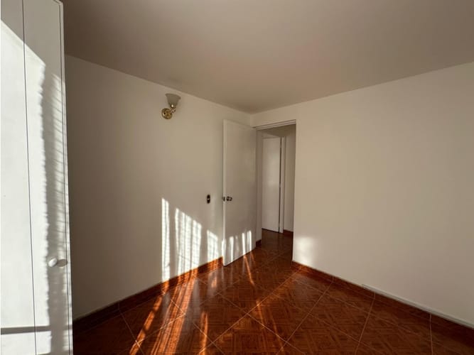 Apartamento de 3 alcobas en venta en San Rafael, Bogotá, 68 m² · foto 18 de 24