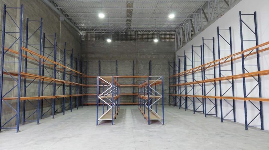 Bodega en arriendo en Base Naval, Barranquilla, 545 m² · foto 3 de 13