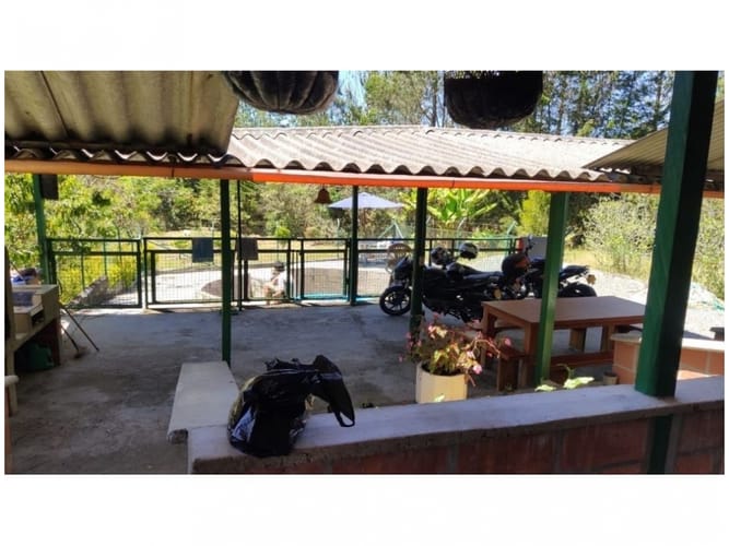 Casa de 4 alcobas en venta en Alto De La Virgen, Guarne · foto 2 de 15