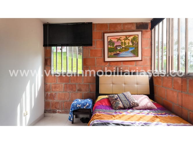 Apartamento de 2 alcobas en venta en Las Colinas, Manizales, 43 m² · foto 3 de 5