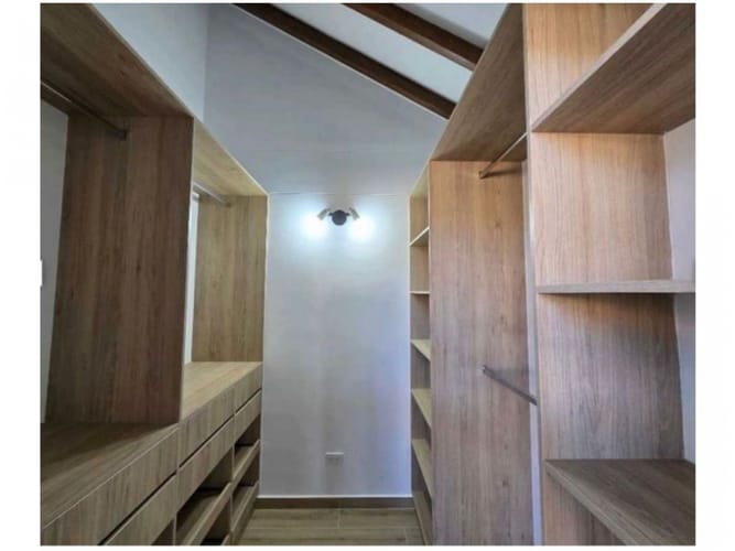 Casa de 3 alcobas en venta en El Carmen, El Retiro, 183 m² · foto 10 de 12