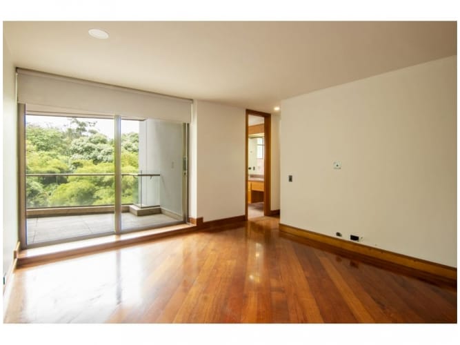 Apartaestudio en venta en El Castillo, Medellín, 180 m² · foto 13 de 24