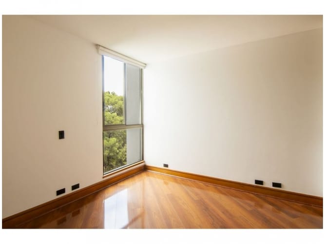 Apartaestudio en venta en El Castillo, Medellín, 180 m² · foto 15 de 24