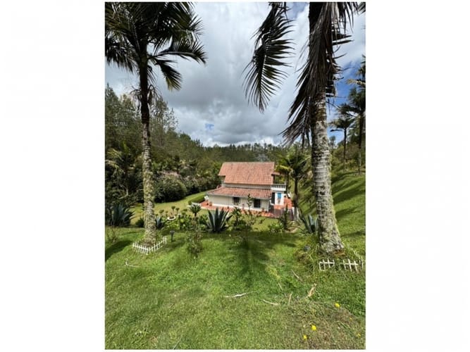 Casa de 4 alcobas en venta en El Chuscal, El Retiro · foto 10 de 24
