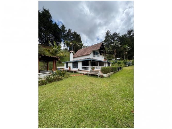 Casa de 4 alcobas en venta en El Chuscal, El Retiro · foto 14 de 24