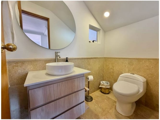 Casa de 4 alcobas en venta en El Poblado, Medellín, 265 m² · foto 13 de 23