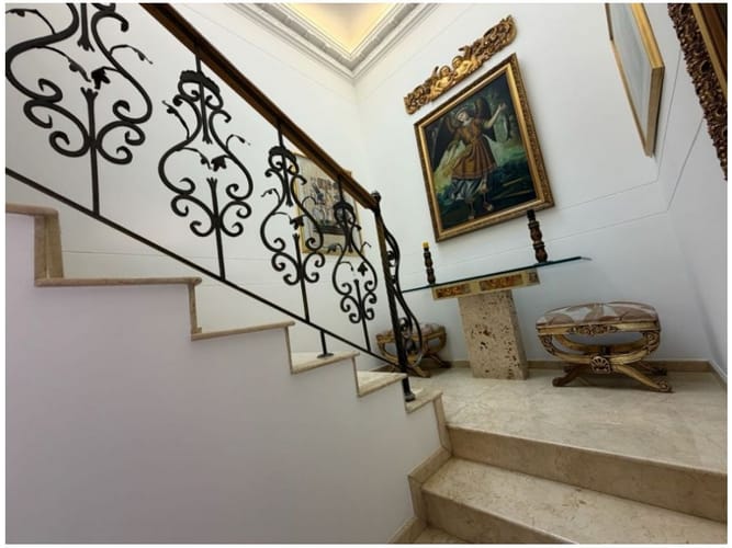 Casa de 4 alcobas en venta en El Poblado, Medellín, 265 m² · foto 14 de 23