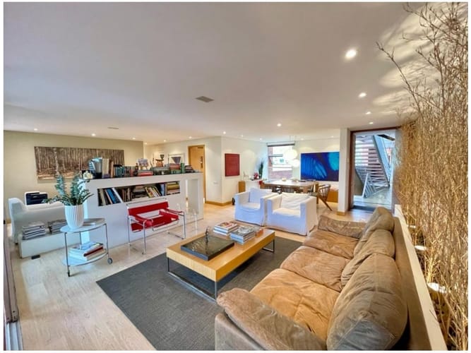 Apartamento de 2 alcobas en venta en Calasanz, Medellín, 206 m² · foto 4 de 12