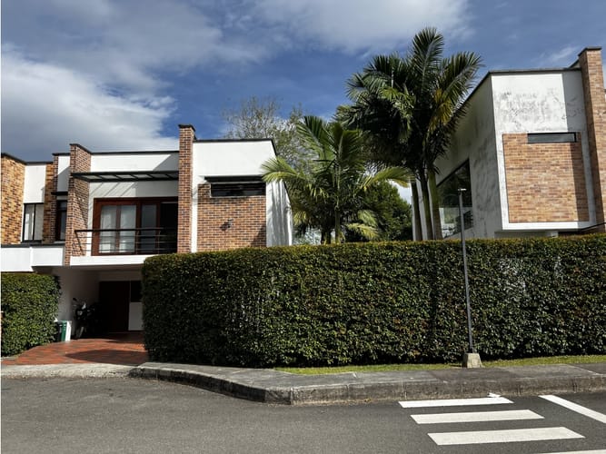 Casa de 3 alcobas en venta en El Carmen, El Retiro, 218 m² · foto 3 de 24