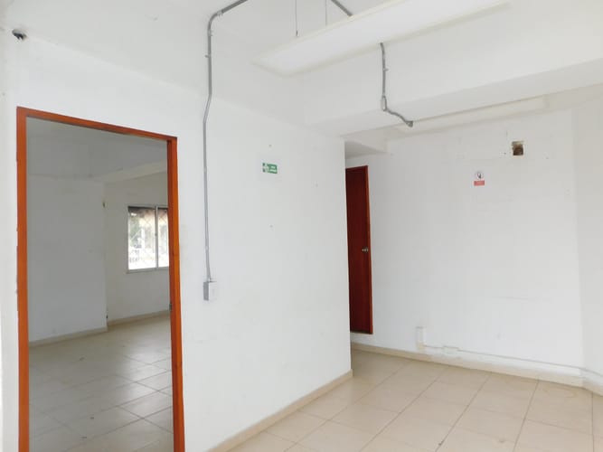 Local en venta en Alto Bosque, Cartagena, 73 m² · foto 2 de 15