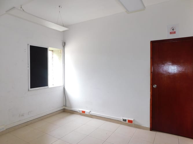 Local en venta en Alto Bosque, Cartagena, 73 m² · foto 10 de 15
