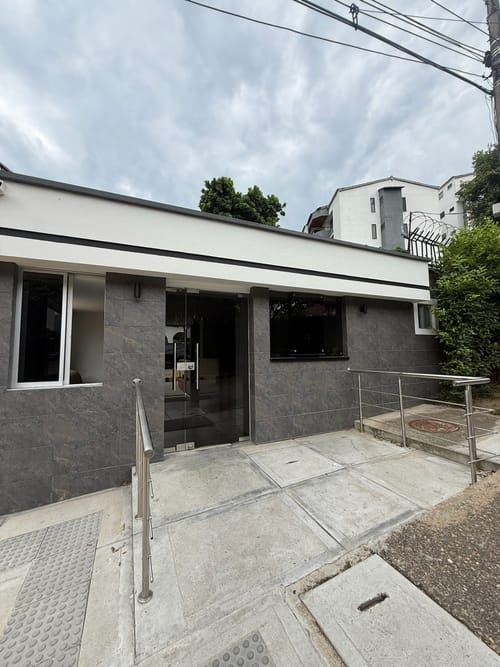 Apartamento de 4 alcobas en venta en Cañaveral, Floridablanca, 143 m² · foto 2 de 24