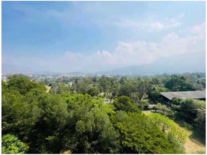 Apartamento de 3 alcobas en venta en La Mota, Medellín, 90 m² · foto 4 de 14