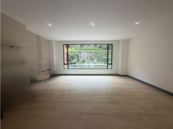 Apartamento de 4 alcobas en venta en Santa Barbara, Bogotá, 455 m² · foto 9 de 24
