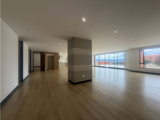Apartamento de 4 alcobas en venta en Santa Barbara, Bogotá, 455 m² · foto 11 de 24