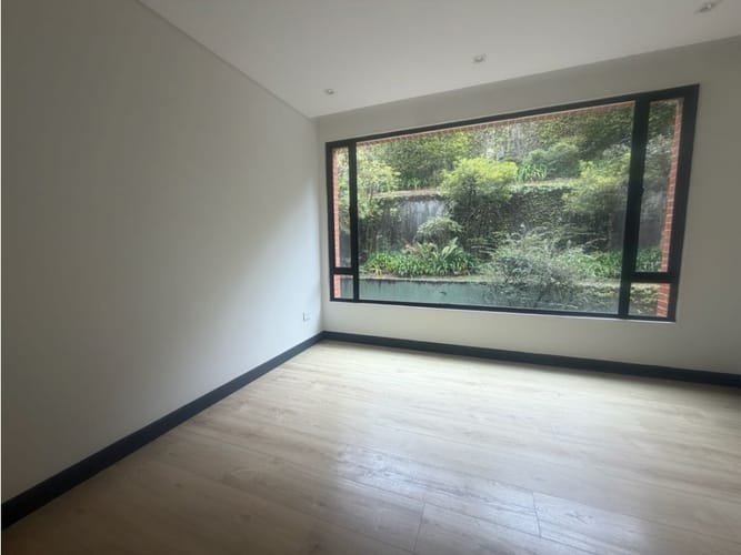 Apartamento de 4 alcobas en venta en Santa Barbara, Bogotá, 455 m² · foto 15 de 24