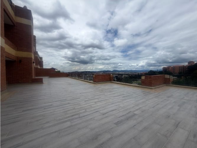 Apartamento de 4 alcobas en venta en Santa Barbara, Bogotá, 455 m² · foto 20 de 24
