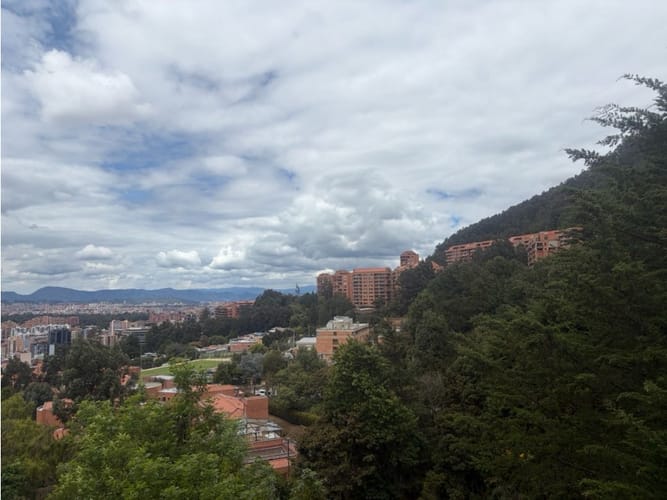 Apartamento de 4 alcobas en venta en Santa Barbara, Bogotá, 455 m² · foto 22 de 24