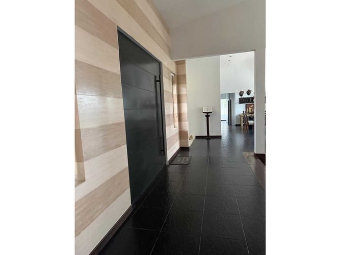 Casa de 3 alcobas en arriendo en Cerritos, Pereira, 401 m² · foto 5 de 24