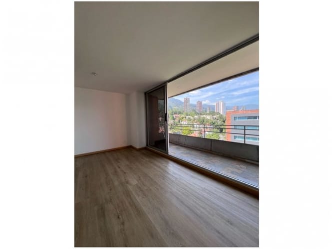 Apartamento de 3 alcobas en venta en El Tesoro, Medellín, 114 m² · foto 1 de 23