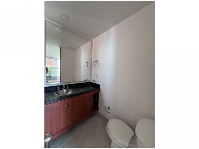 Apartamento de 3 alcobas en venta en El Tesoro, Medellín, 114 m² · foto 4 de 23