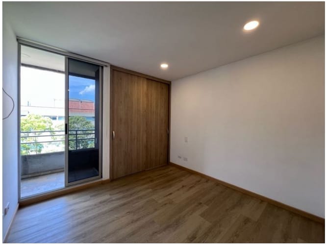 Apartamento de 3 alcobas en venta en El Tesoro, Medellín, 114 m² · foto 9 de 23