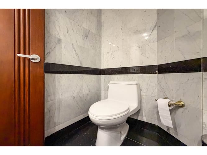 Apartamento de 4 alcobas en venta en Los Rosales, Bogotá, 454 m² · foto 17 de 24