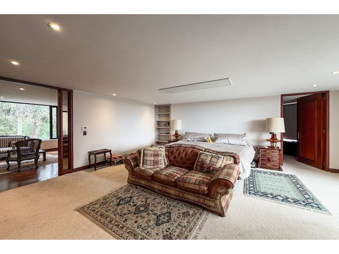 Apartamento de 4 alcobas en venta en Los Rosales, Bogotá, 454 m² · foto 20 de 24