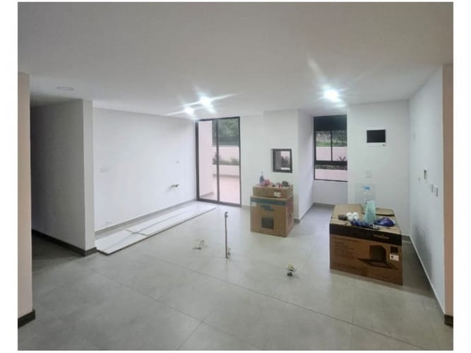 Apartamento de 3 alcobas en venta en Camino Verde, Envigado, 95 m² · foto 2 de 23