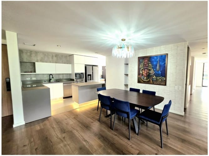 Apartamento de 3 alcobas en venta en Loma De Las Brujas, Envigado, 186 m² · foto 2 de 14
