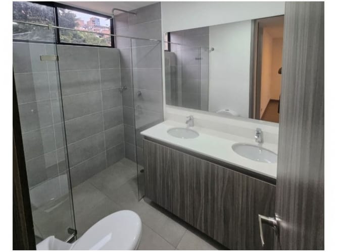 Apartamento de 3 alcobas en venta en Camino Verde, Envigado, 95 m² · foto 12 de 23