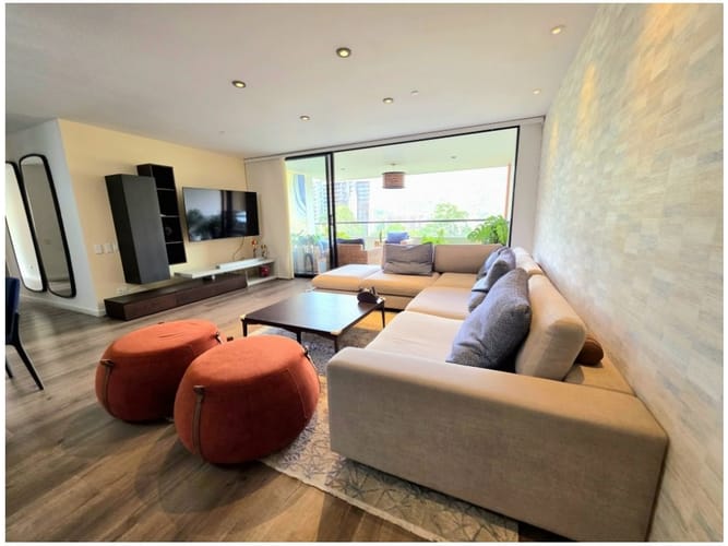 Apartamento de 3 alcobas en venta en Loma De Las Brujas, Envigado, 186 m² · foto 5 de 14