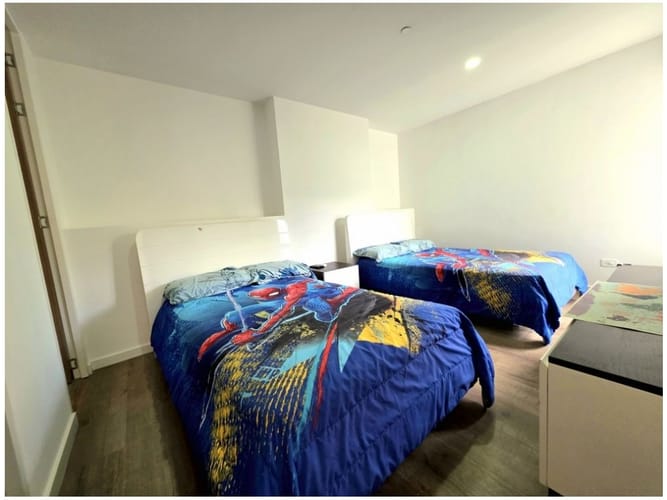 Apartamento de 3 alcobas en venta en Loma De Las Brujas, Envigado, 186 m² · foto 11 de 14