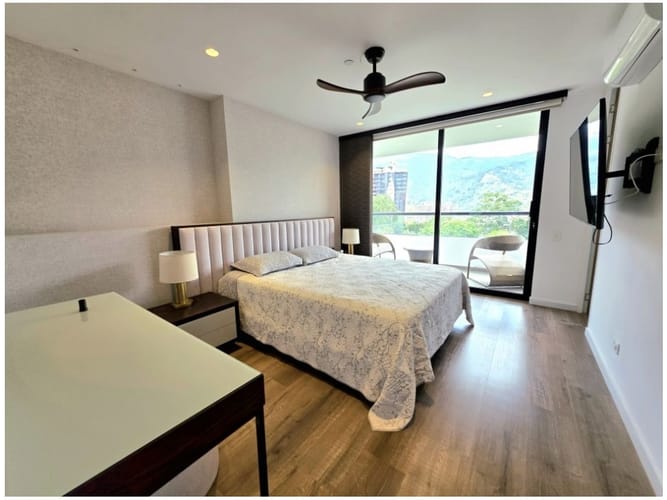 Apartamento de 3 alcobas en venta en Loma De Las Brujas, Envigado, 186 m² · foto 12 de 14