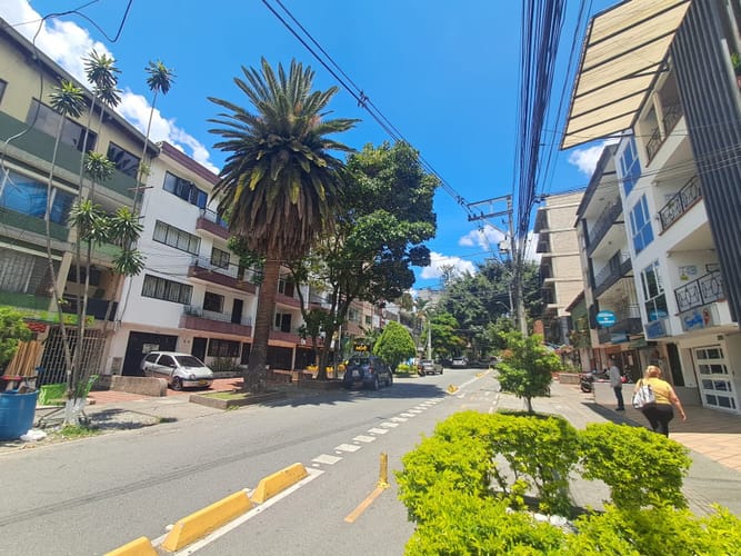 Local en arriendo en Estadio, Medellín, 100 m² · foto 7 de 9