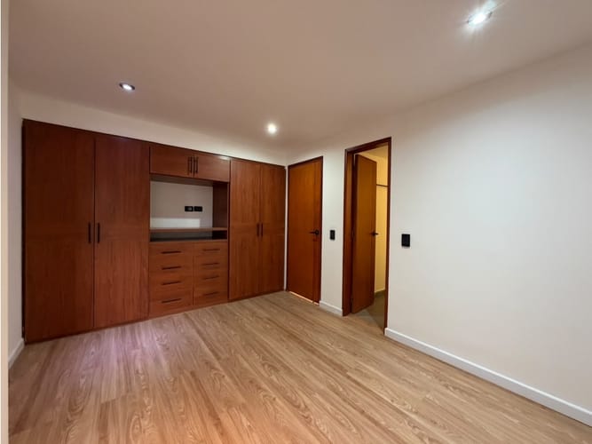 Apartamento de 3 alcobas en venta en Cedritos, Bogotá, 91 m² · foto 6 de 20