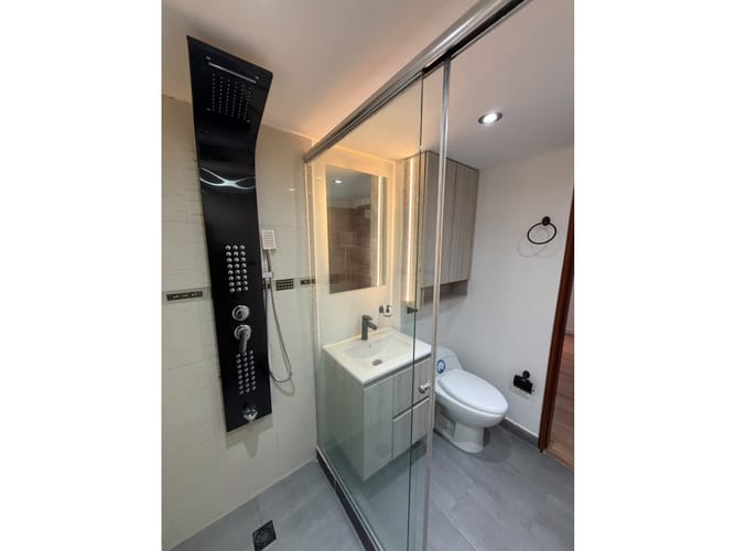Apartamento de 3 alcobas en venta en Cedritos, Bogotá, 91 m² · foto 8 de 20