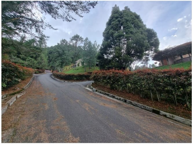 Lote en venta en Las Palmas, Envigado, 4476 m² · foto 5 de 10